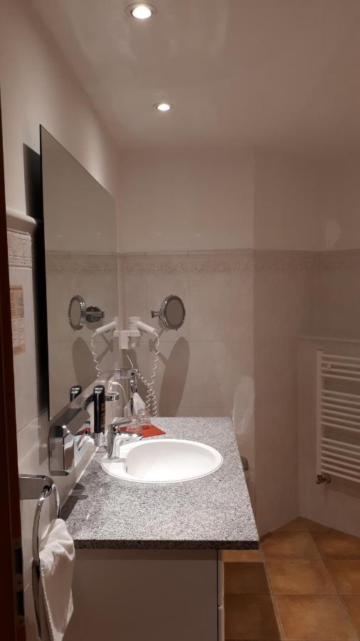 Hotel Habichtstein أليكسيسباد المظهر الخارجي الصورة