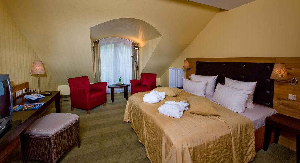 Hotel Habichtstein أليكسيسباد المظهر الخارجي الصورة